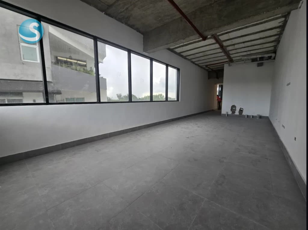 Oficina en Venta, Arroyo Hondo Viejo
