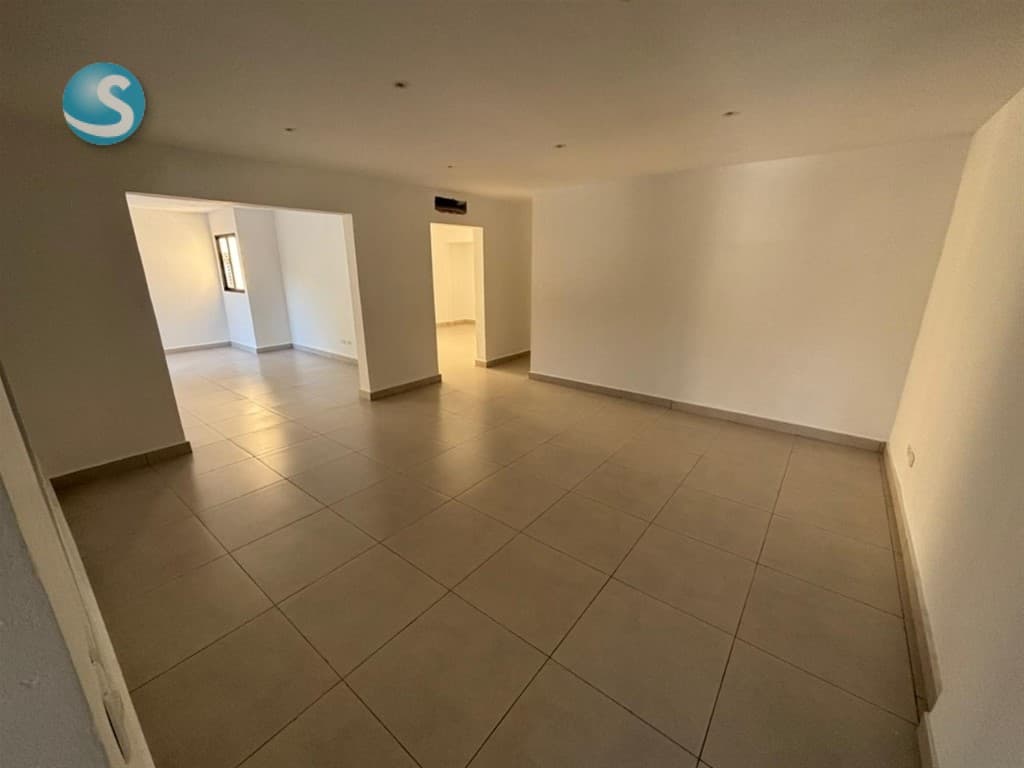 Local Comercial en Alquiler, La Julia