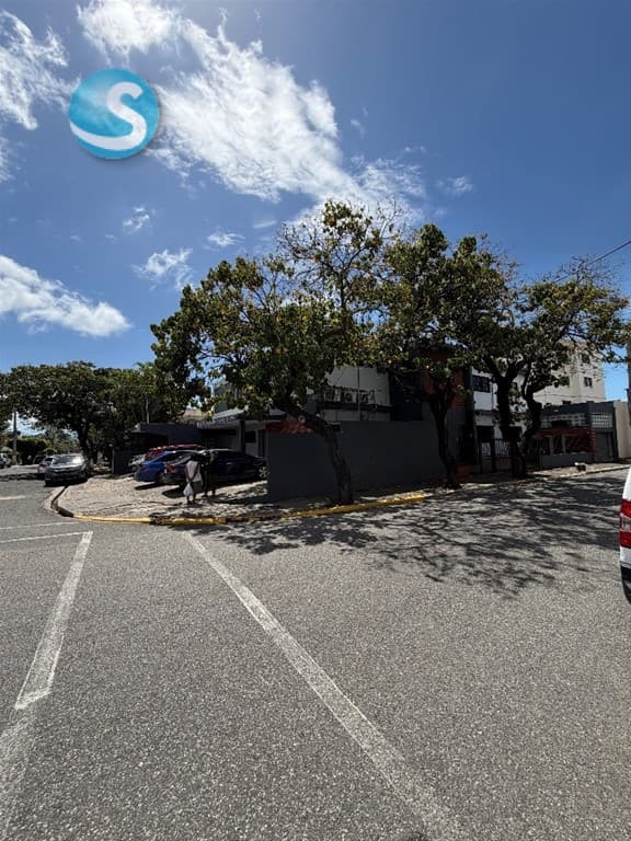 Local Comercial en Venta y Alquiler, Mata Hambre